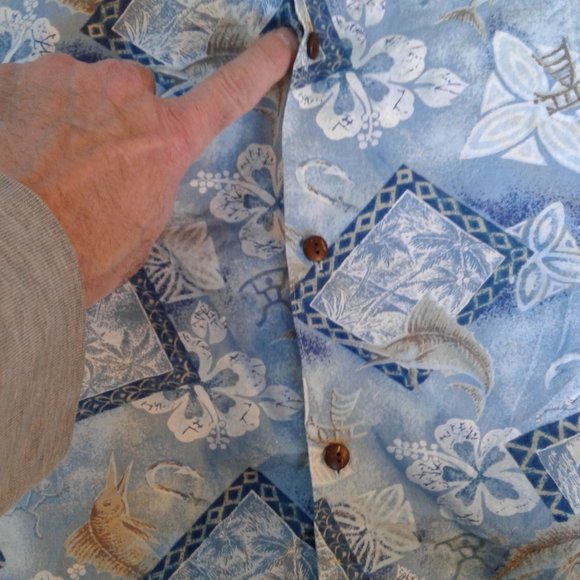 Mens 2XL fishing/hawaiian short sleeve shirt TAG & BRAG brand - Picture 8 of 9
